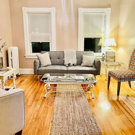 Delightful 2Br Apartment With Balcony - 15 Min From Mohegan Sun- Foxwoods Casinos & Mystic 뉴런던 외부 사진