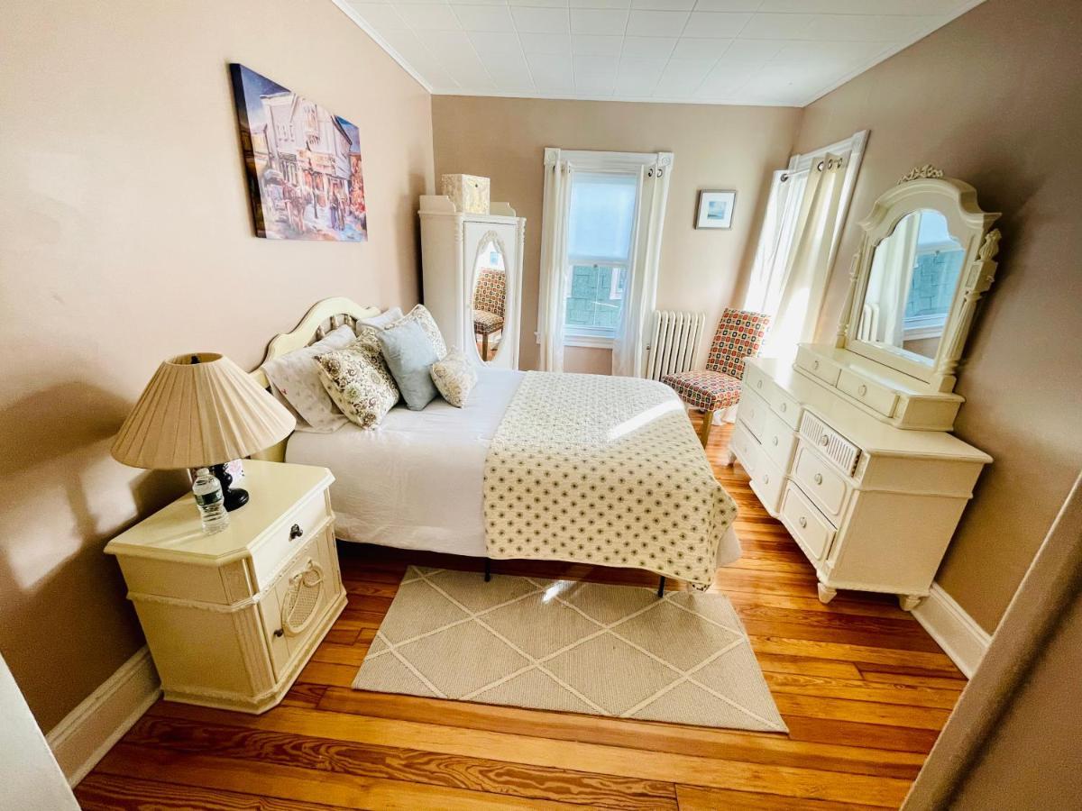 Delightful 2Br Apartment With Balcony - 15 Min From Mohegan Sun- Foxwoods Casinos & Mystic 뉴런던 외부 사진