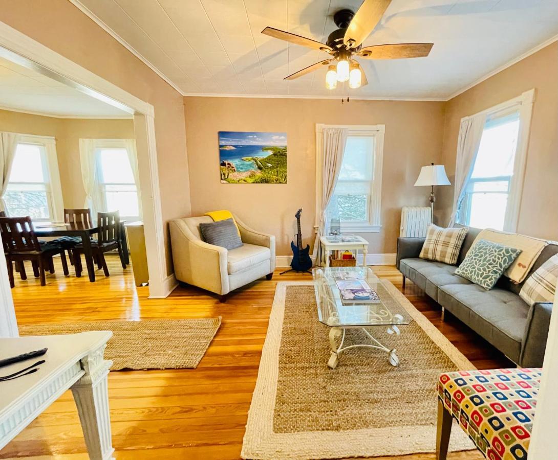 Delightful 2Br Apartment With Balcony - 15 Min From Mohegan Sun- Foxwoods Casinos & Mystic 뉴런던 외부 사진