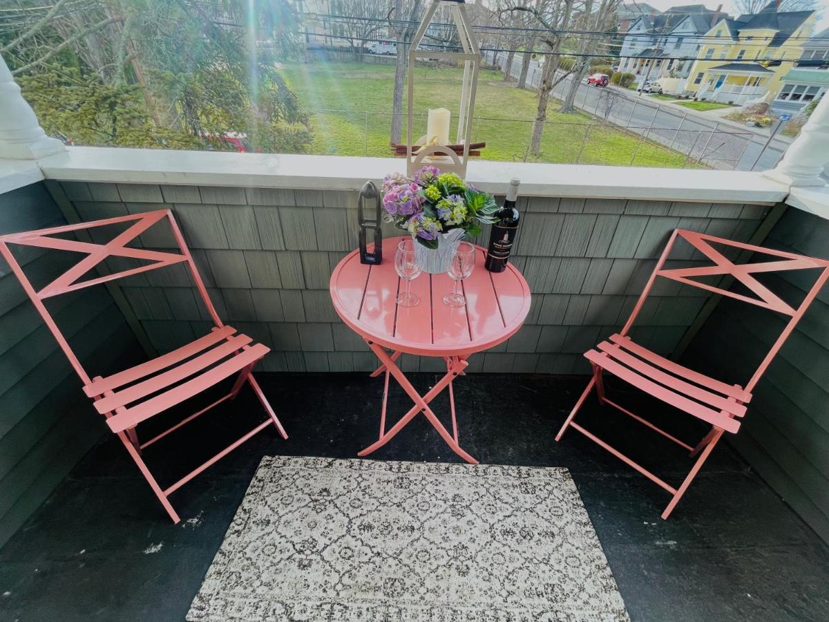 Delightful 2Br Apartment With Balcony - 15 Min From Mohegan Sun- Foxwoods Casinos & Mystic 뉴런던 외부 사진