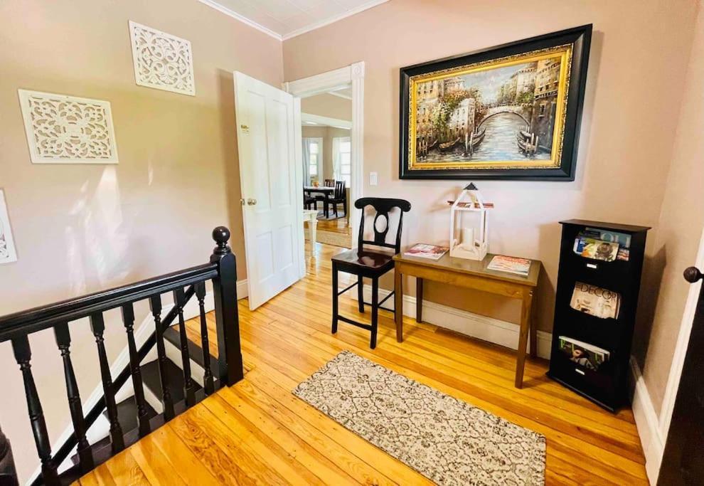 Delightful 2Br Apartment With Balcony - 15 Min From Mohegan Sun- Foxwoods Casinos & Mystic 뉴런던 외부 사진