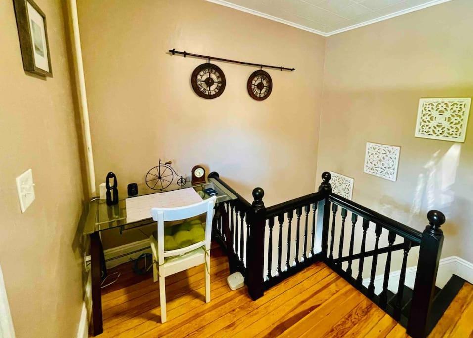 Delightful 2Br Apartment With Balcony - 15 Min From Mohegan Sun- Foxwoods Casinos & Mystic 뉴런던 외부 사진