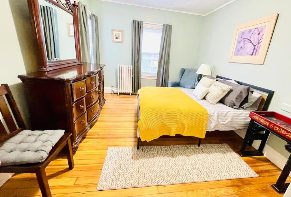 Delightful 2Br Apartment With Balcony - 15 Min From Mohegan Sun- Foxwoods Casinos & Mystic 뉴런던 외부 사진